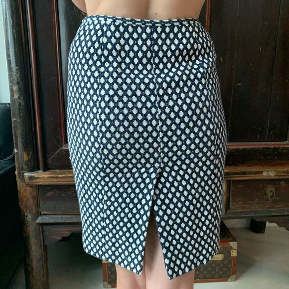 Chanel Suit- Spring 2008 - Picture 9 of 10